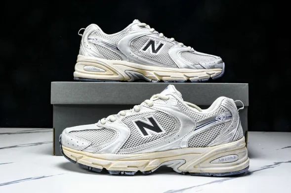 New Balance 530 MR530VS 