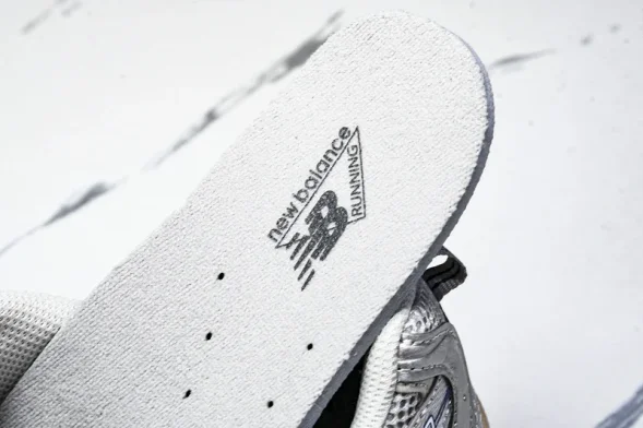 New Balance 530 MR530VS 