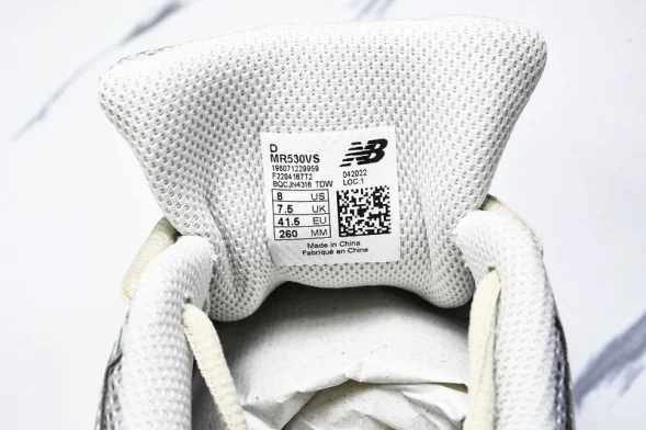 New Balance 530 MR530VS 
