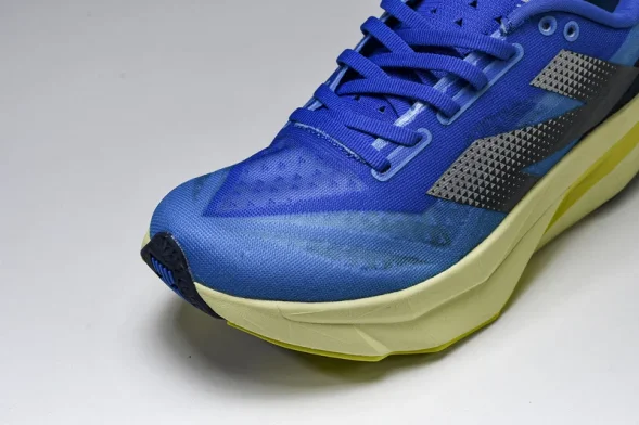 New Balance FuelCell Rebel V4 MFCPZST 