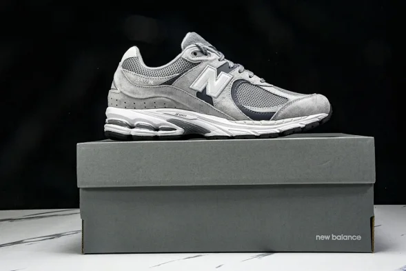 New Balance 2002R M2002RST  