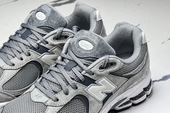 New Balance 2002R M2002RST  