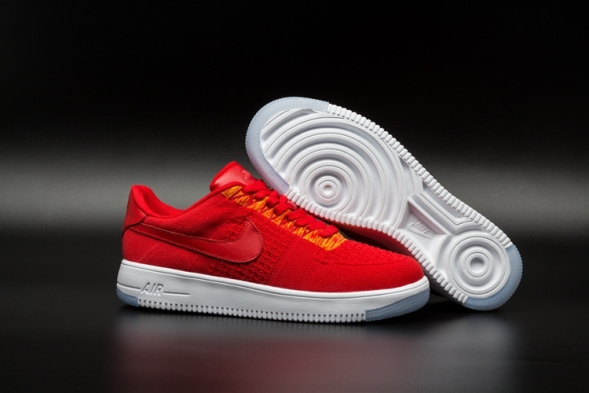 NIKE AIR FORCE 1 ULTRA FLYKNIT 