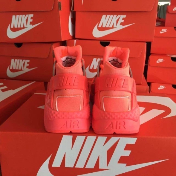 Nike Air Huarache LE  