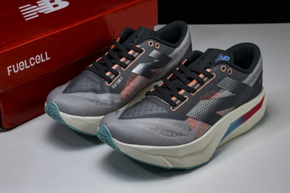 New Balance FuelCell Rebel V4 MFCPZSK 