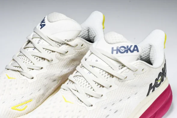 Hoka Clifton 9 1127896 EBDB 