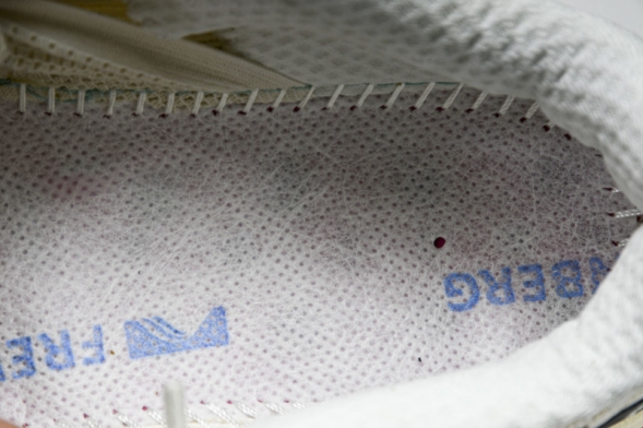 Hoka Clifton 9 1127896 EBDB 