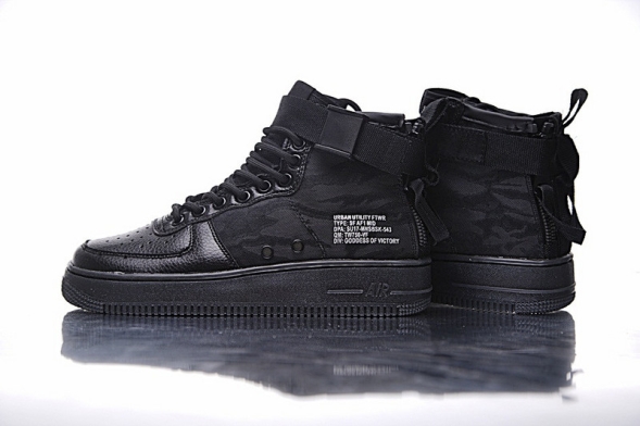 Nike SF Air Force 1 Utility Mid QS  