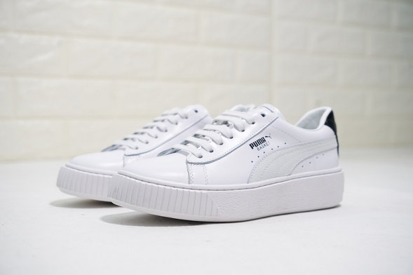 Puma Basket Platform LOGO 498916-04 