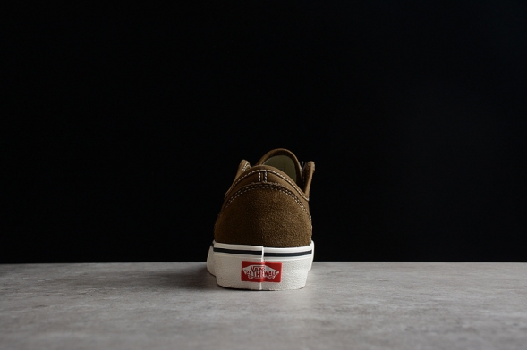 Vans Style 36 Decon VN0A5HYRB9A 