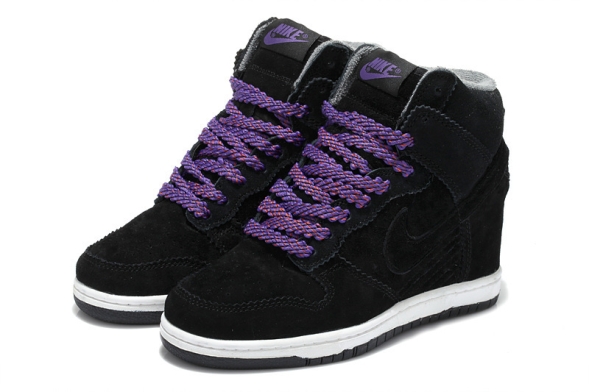 WMNS Nike Dunk Sky Hi SB  