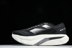 New Balance FuelCell Rebel V4 MFCPZSD
