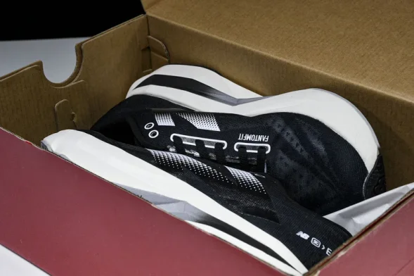 New Balance FuelCell Rebel V4 MFCPZSD 