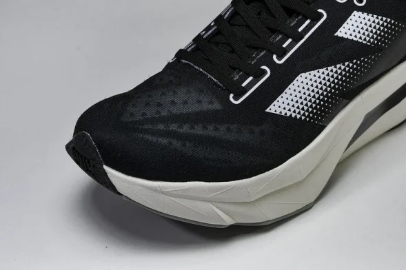 New Balance FuelCell Rebel V4 MFCPZSD 