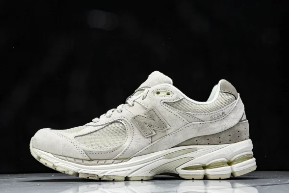 New Balance 2002R M2002RJN 