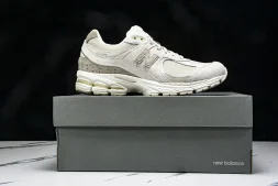 New Balance 2002R M2002RJN