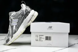 New Balance 1906 M1906RBT