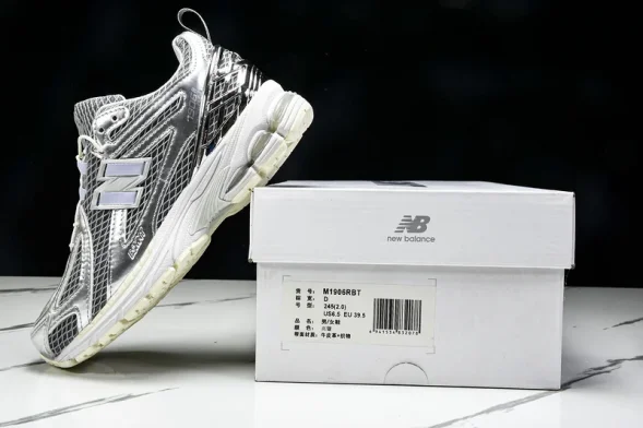 New Balance 1906  M1906RBT 