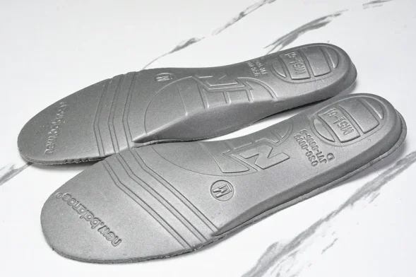 New Balance 1906  M1906RBT 