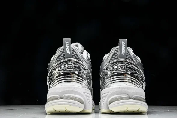 New Balance 1906  M1906RBT 