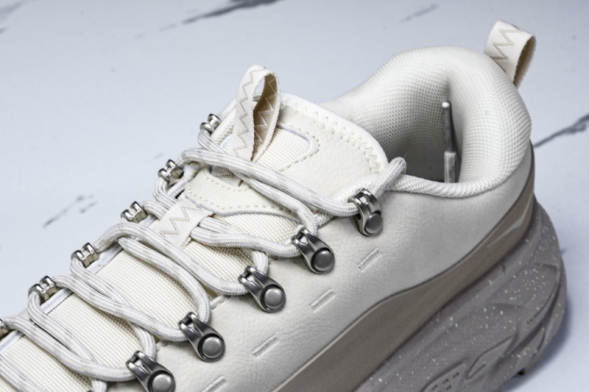 Hoka Tor Summit 1147952 OLK 