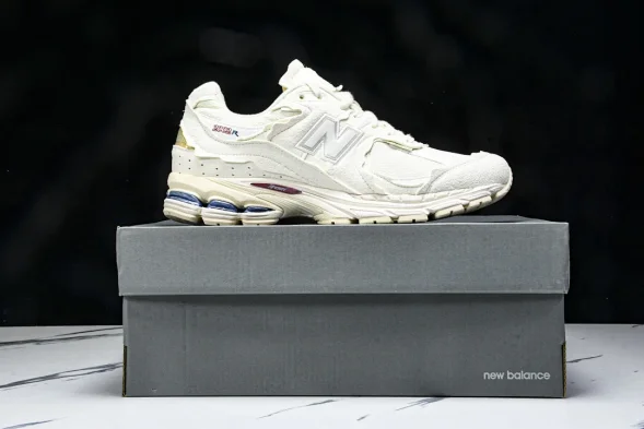 New Balance 2002R M2002RDS 
