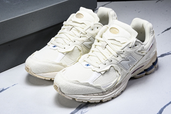 New Balance 2002R M2002RDS 