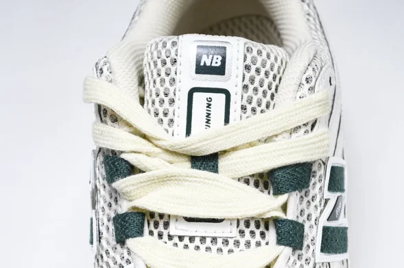 New Balance 1906  M1906RQ  