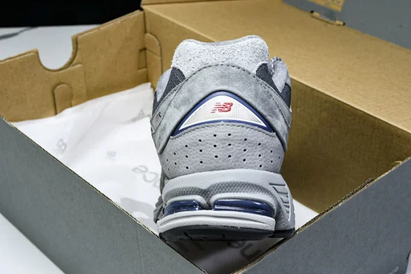 New Balance 2002R M2002RHG 