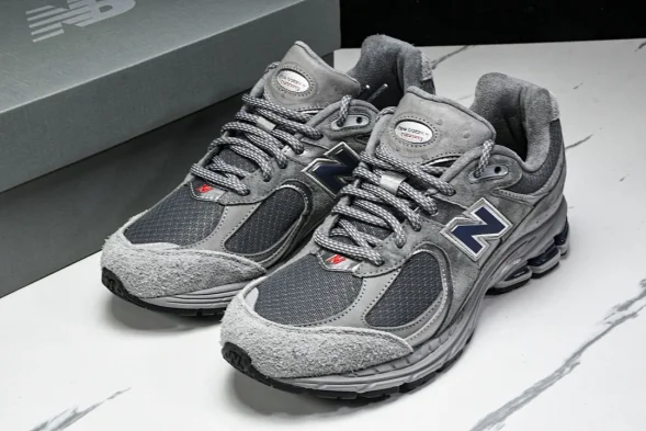 New Balance 2002R M2002RHG 
