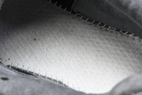 New Balance 2002R M2002RHG 