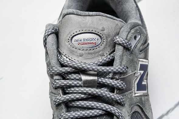 New Balance 2002R M2002RHG 