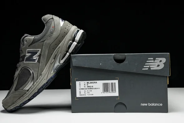 New Balance 2002R ML2002RA 