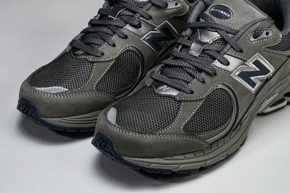 New Balance 2002R ML2002RA 