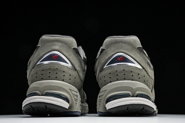 New Balance 2002R ML2002RA 