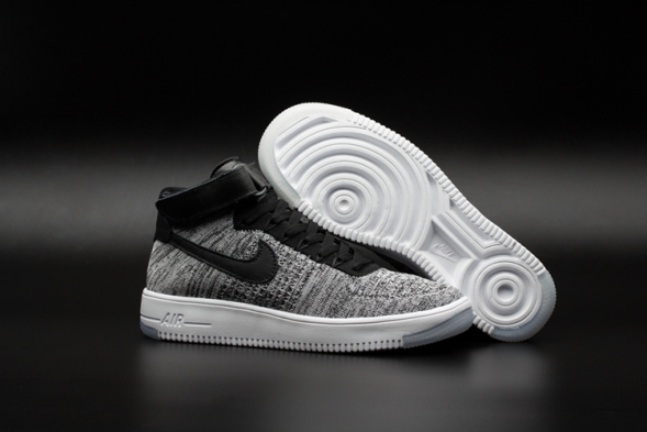 NIKE AIR FORCE 1 ULTRA FLYKNIT 