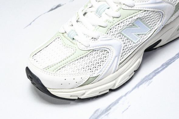 New Balance 530 MR530ZO 