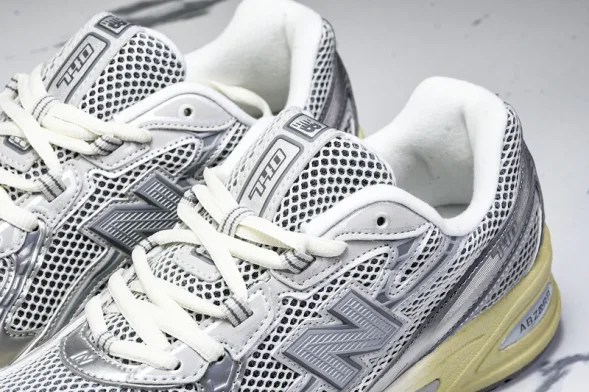 New Balance 1906 M1906WFE 