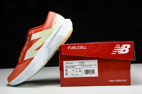 New Balance FuelCell Rebel V4 WFCXLR4 