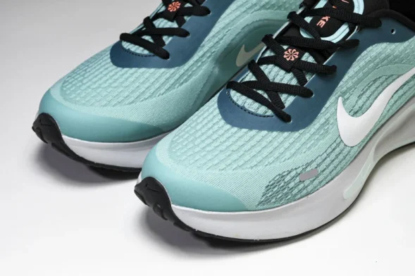 Nike Journey Run FN0228-300 