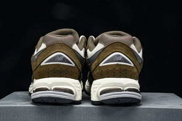 New Balance 2002R M2002RHS 