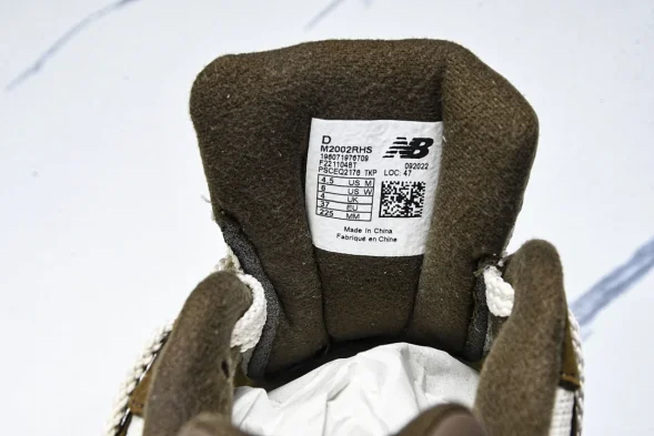 New Balance 2002R M2002RHS 
