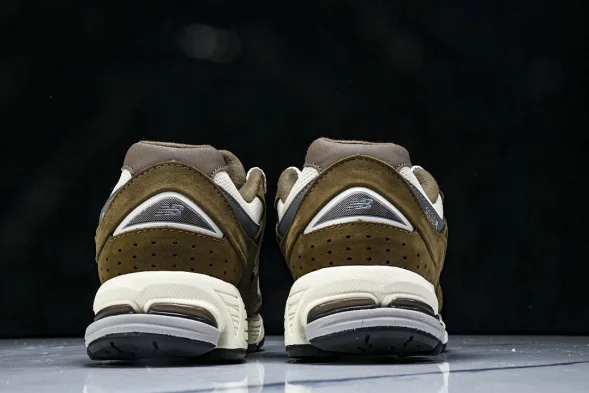 New Balance 2002R M2002RHS 