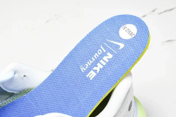 Nike Journey Run FN0228-101 
