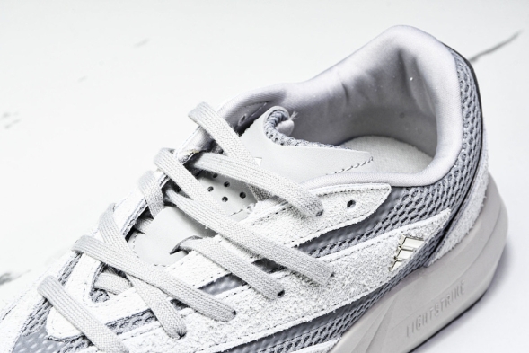 Adidas Lightblaze JQ9975 