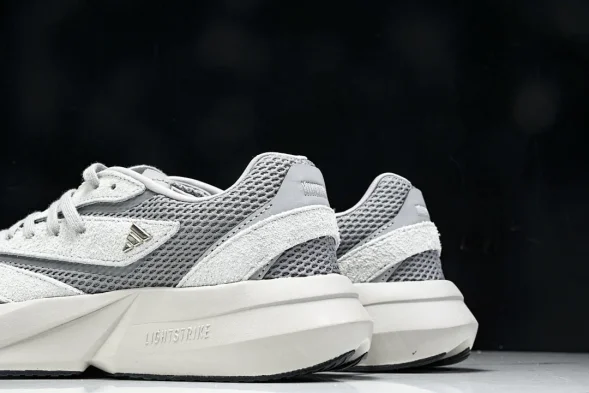 Adidas Lightblaze JQ9975 