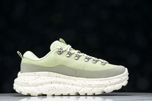 Hoka Tor Summit 1147952 SGG 