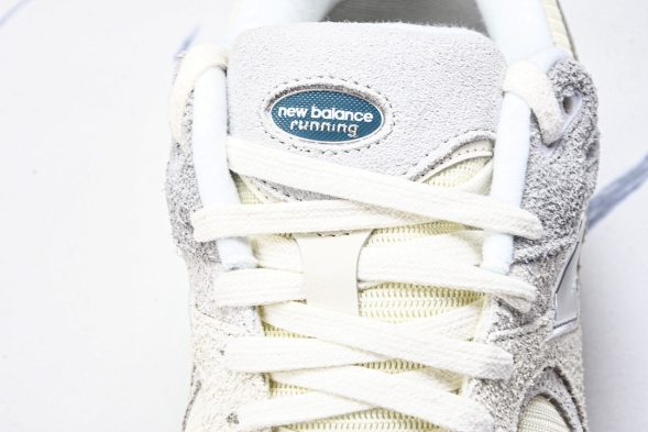 New Balance 2002R I2002REK 