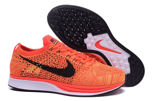 Nike Flyknit Racer  