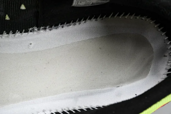 New Balance FuelCell Rebel V4 MFCELLN4 